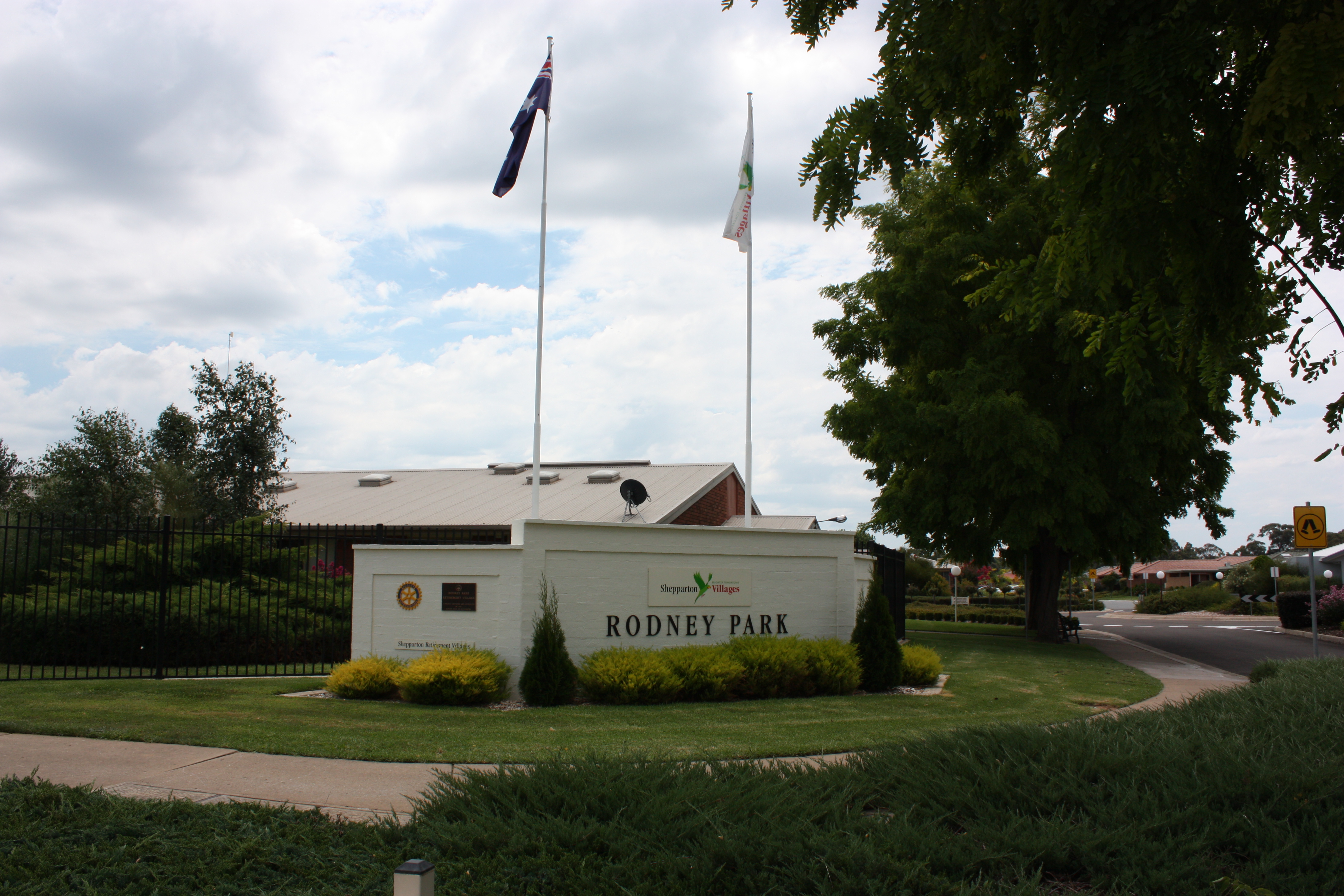 Rodney Park Residential Aged Care Service 30-50 Knight St Mooroopna VIC 3629