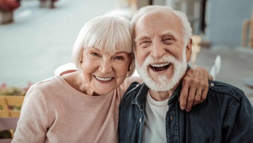 Dementia and coronavirus: training, support & behaviour management tips Dementia and coronavirus: training, support & behaviour management tips